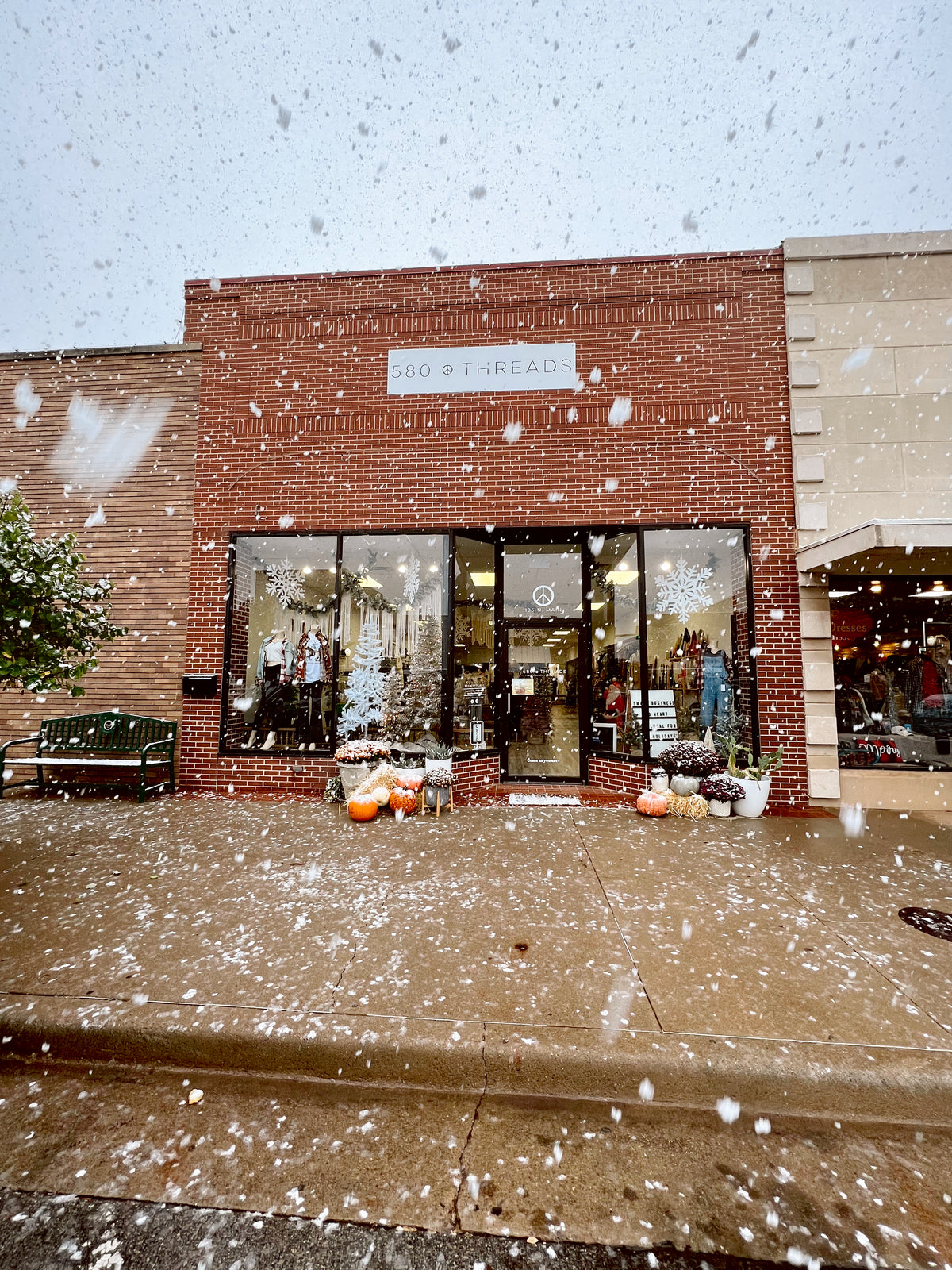 front of 580 threads shop with snow flakes