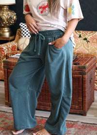 Essential Hunter Green Barrel Sweatpants