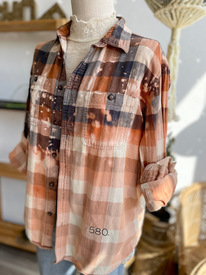 580 FLANNEL VOL. 9 // .65 / M/L