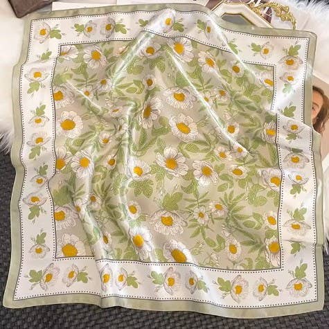 Green Daisy & Leaf Bandana Scarf