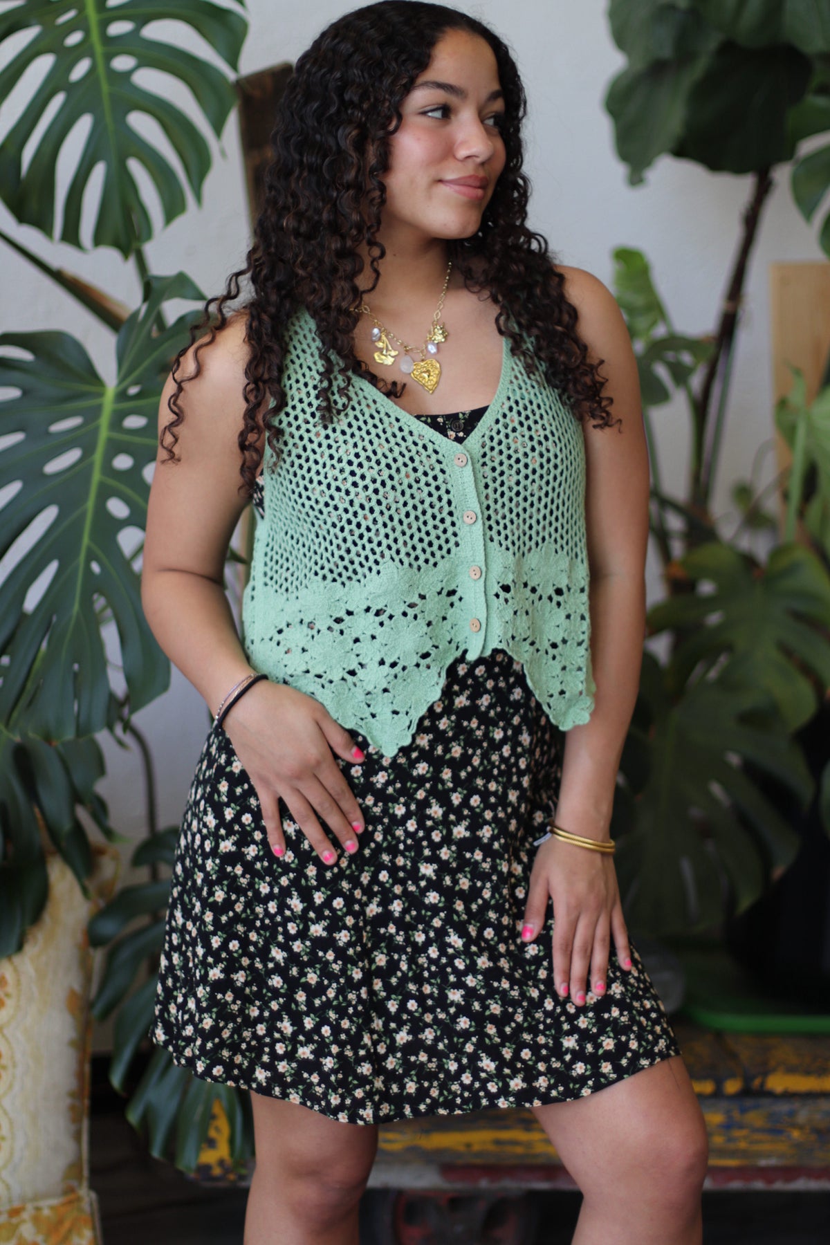 Floral Hem Detail Crochet Knit Vest Sage