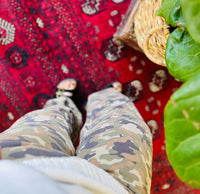 Eliza Camo Barrel Jeans