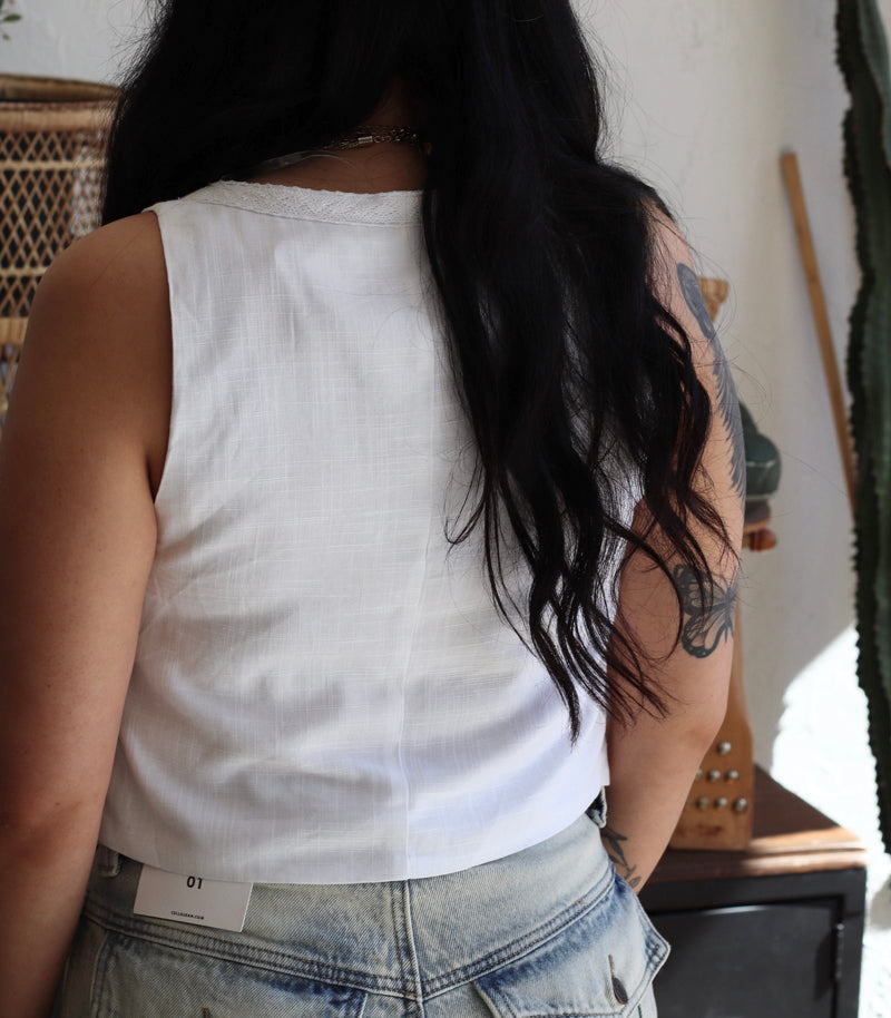 Prairie Goth Cropped Linen Tank Top In White