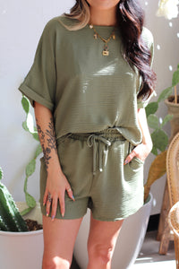 Woven Two Piece Shorts Set in Olive