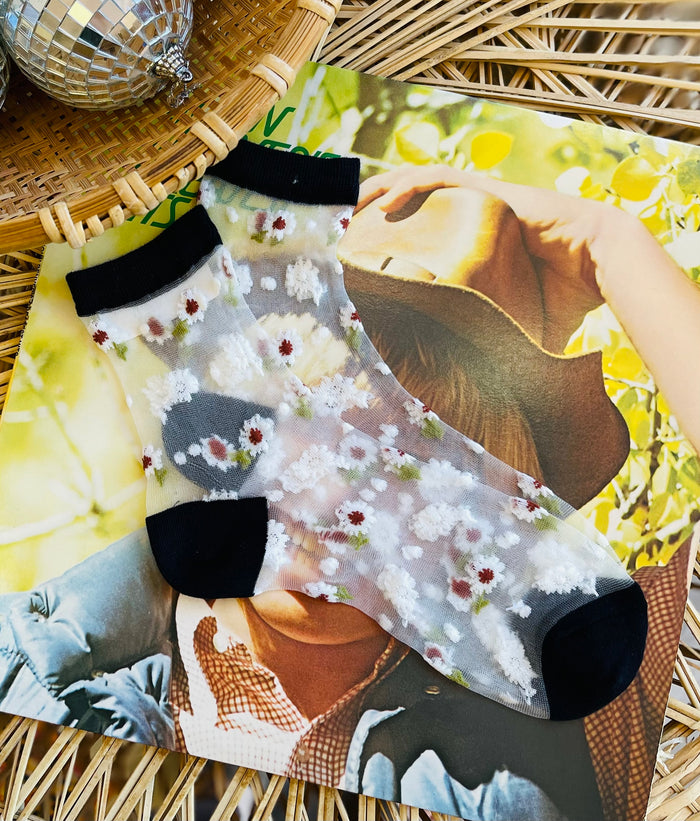 Daisy Dreams Sheer Socks