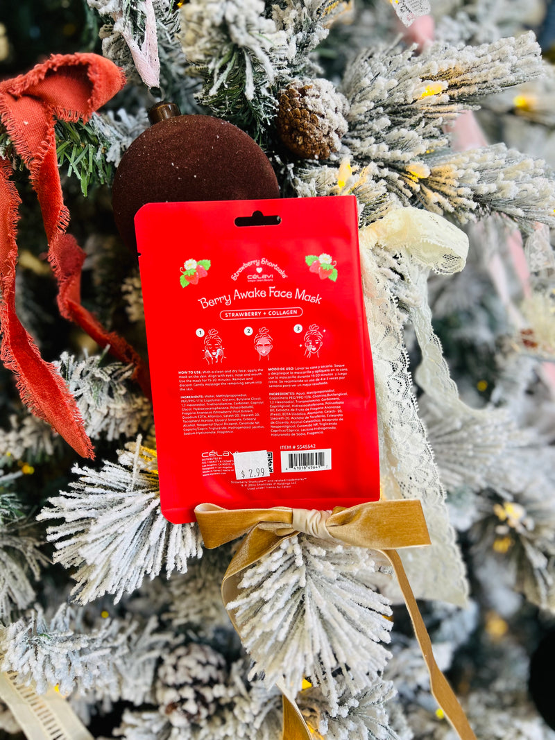 Strawberry Shortcake Berry Awake Face Mask