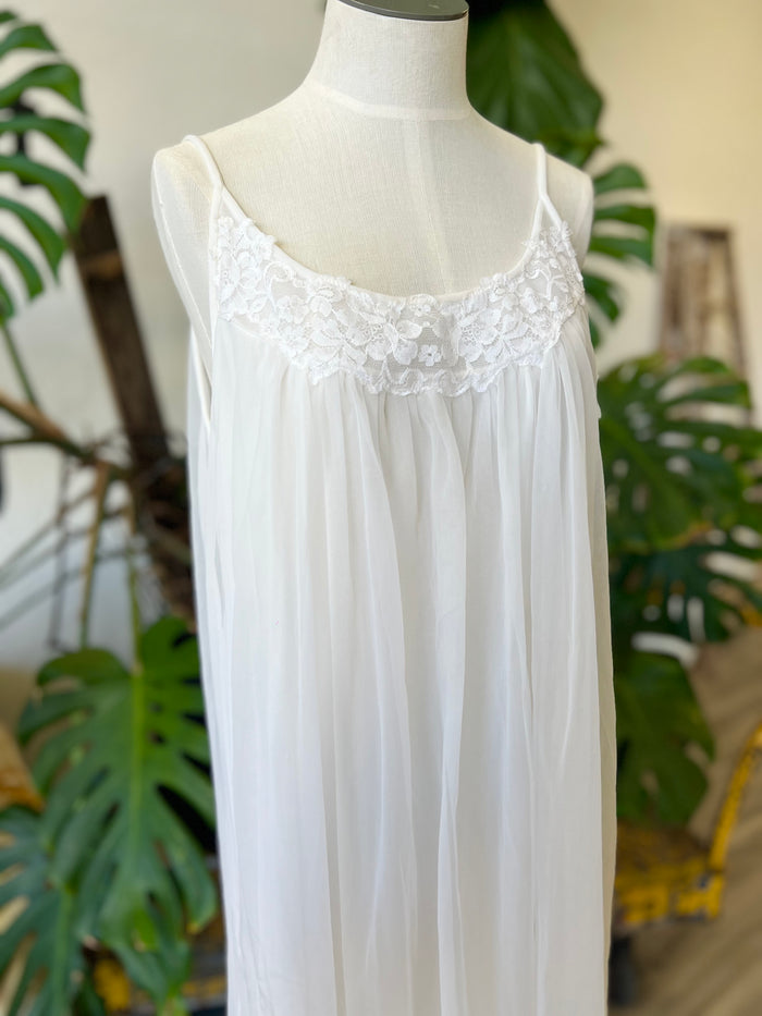 Vault | Chiffon White Slip Dress M/L