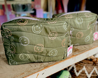 Green Smiley Puffy Bag