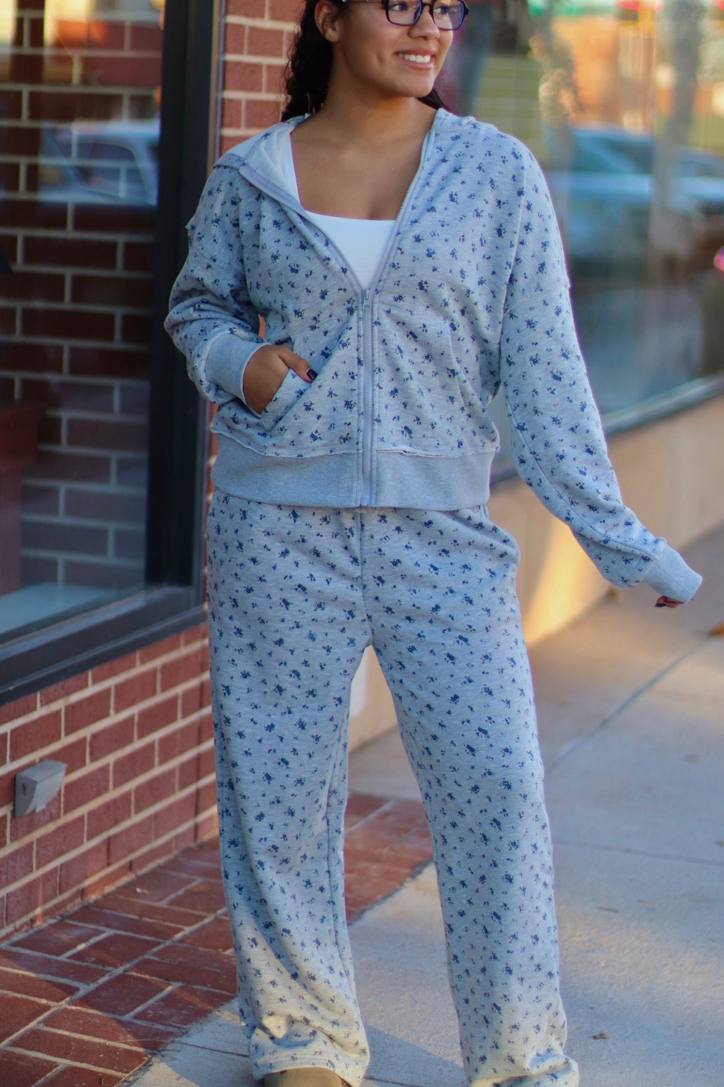 Grey Cozy Floral Zipper Jacket – 580 Threads