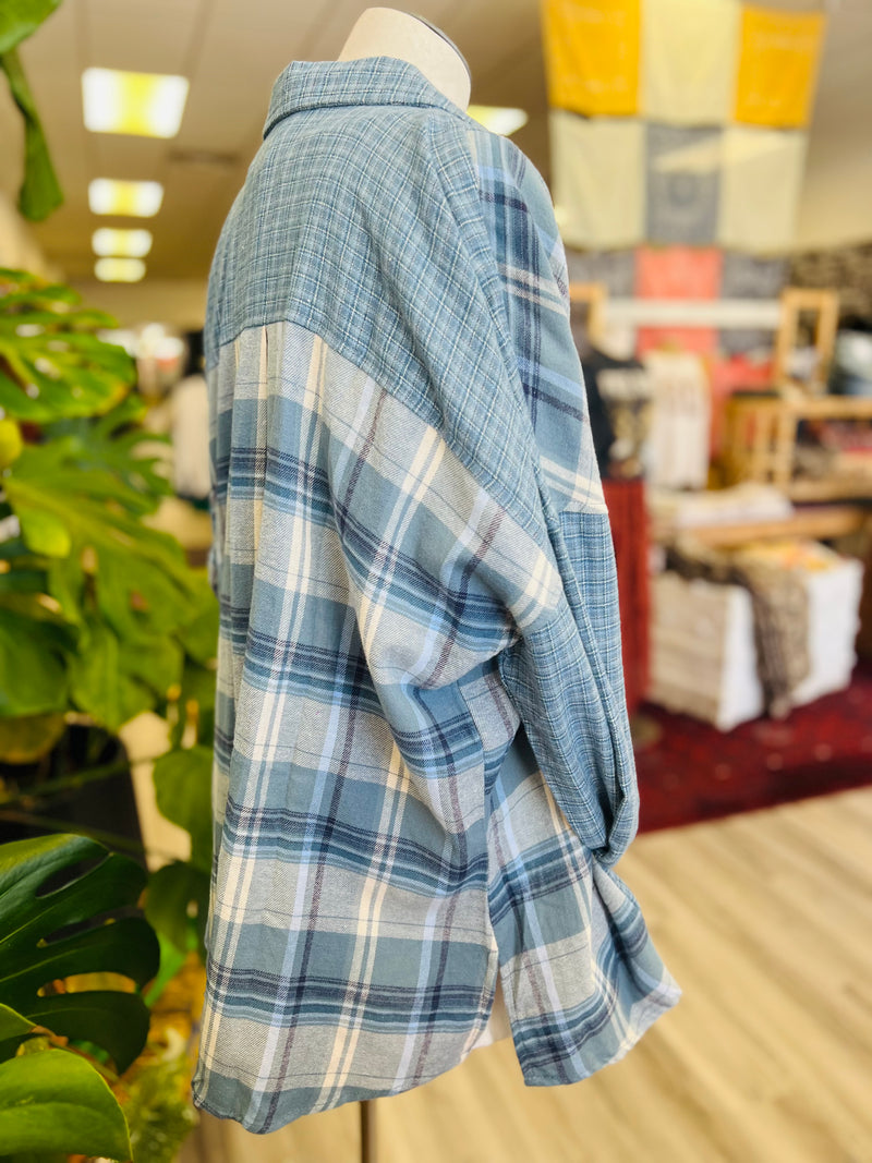 Plaid Contrast Flannel + Blue