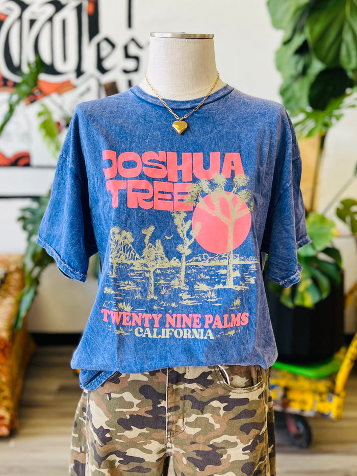 Joshua Tree Graphic Tee