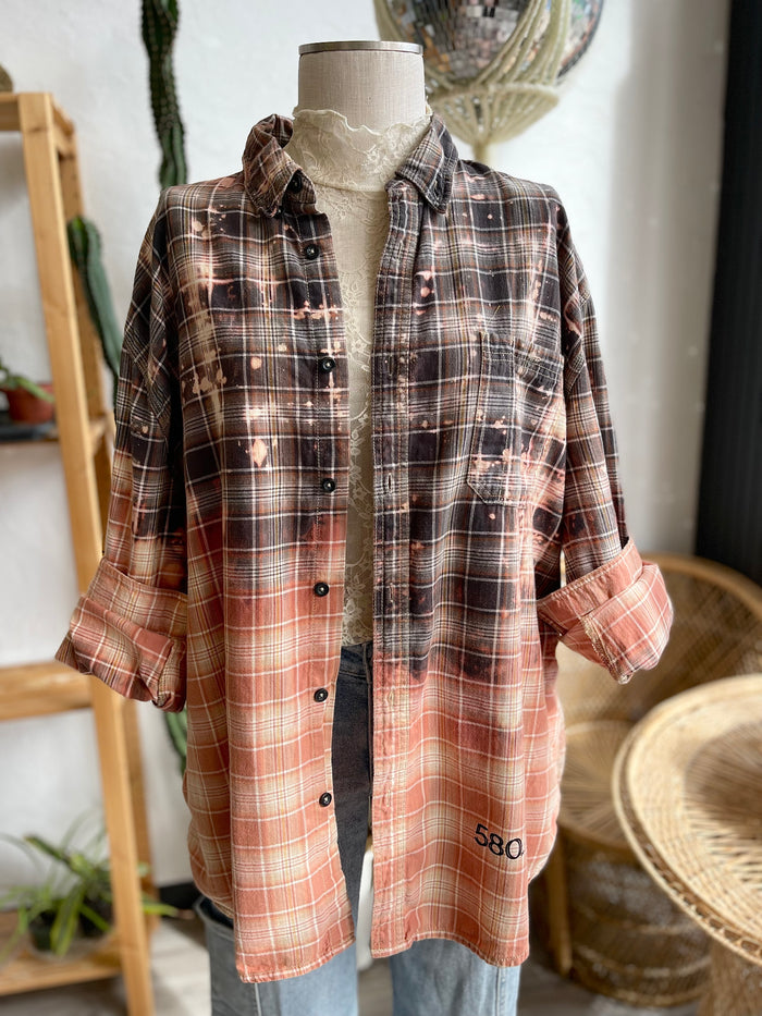 580 FLANNEL VOL. 9 // .63 // L/XL