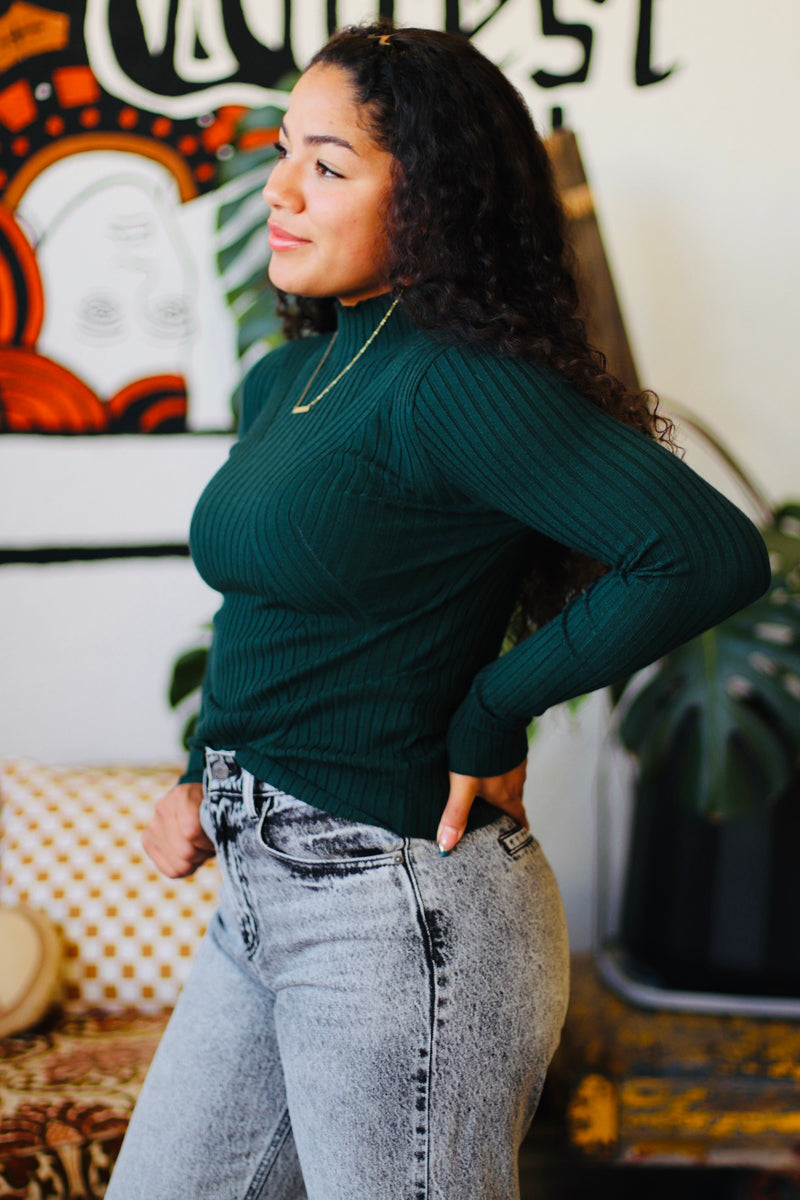 Fitted High Neck Sweater + Hunter Green