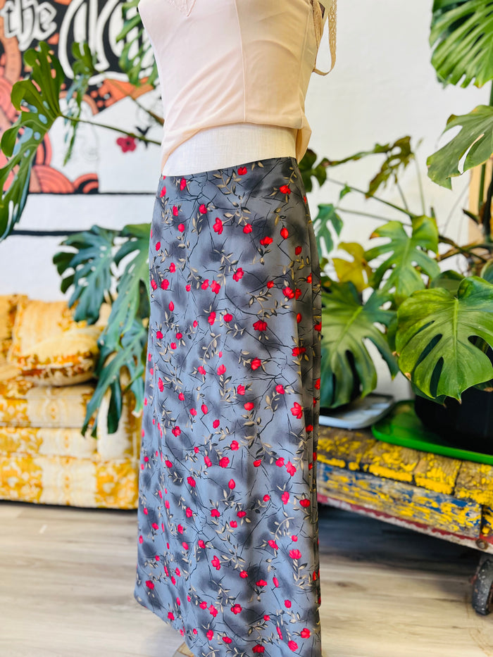 Vault Vintage | Grey Floral Skirt Medium