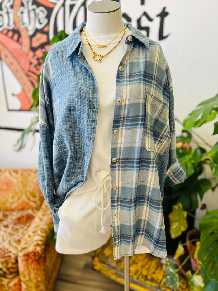 Plaid Contrast Flannel + Blue