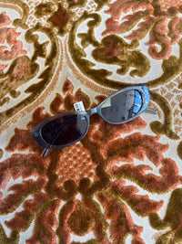 90s Slim Oval Nararow Women Fashion Sunglasses