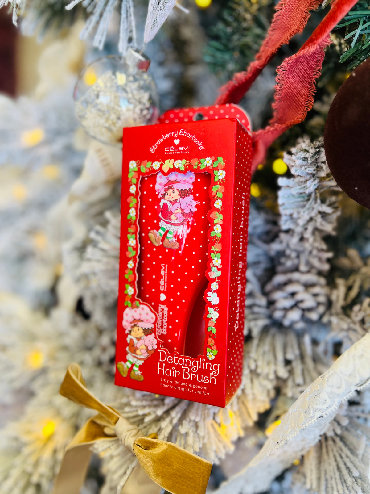 Strawberry Shortcake Detangling Brush