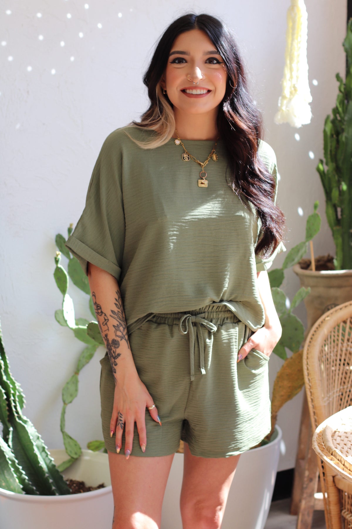 Woven Two Piece Shorts Set in Olive