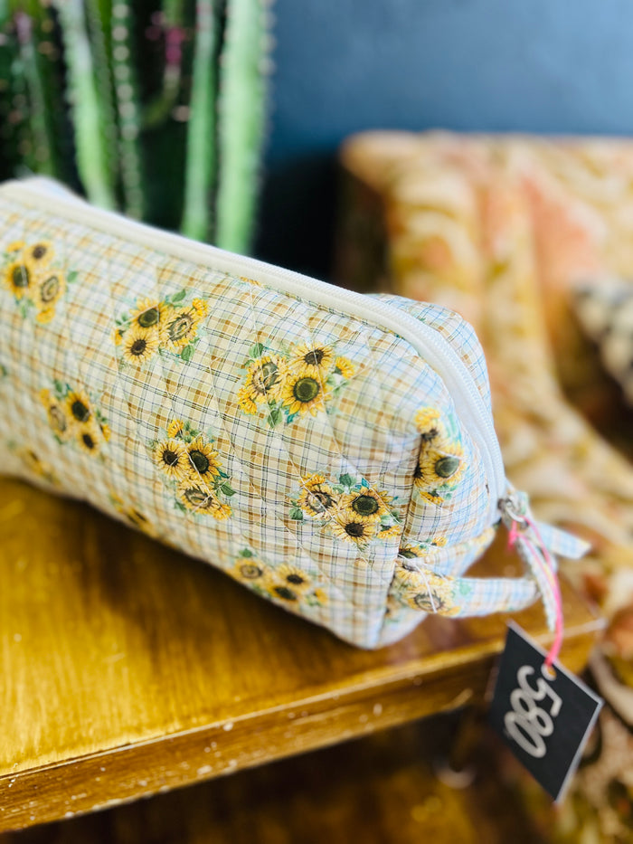 "Sunflower Bouquet" Designer Quilted Vanity and Travel Bag