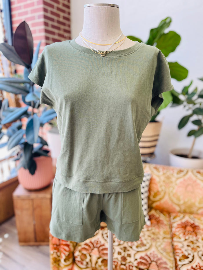 580 Friday Lounge Set in Olive