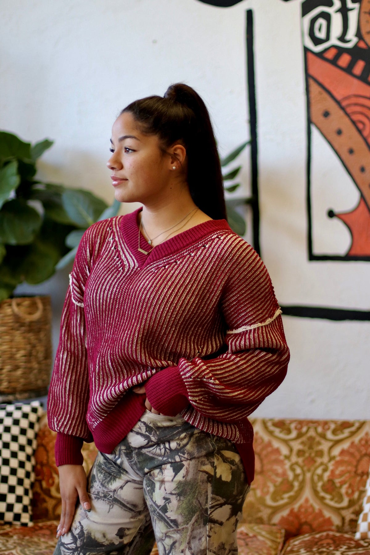 Oversized Two Tone Knit Sweater Wine