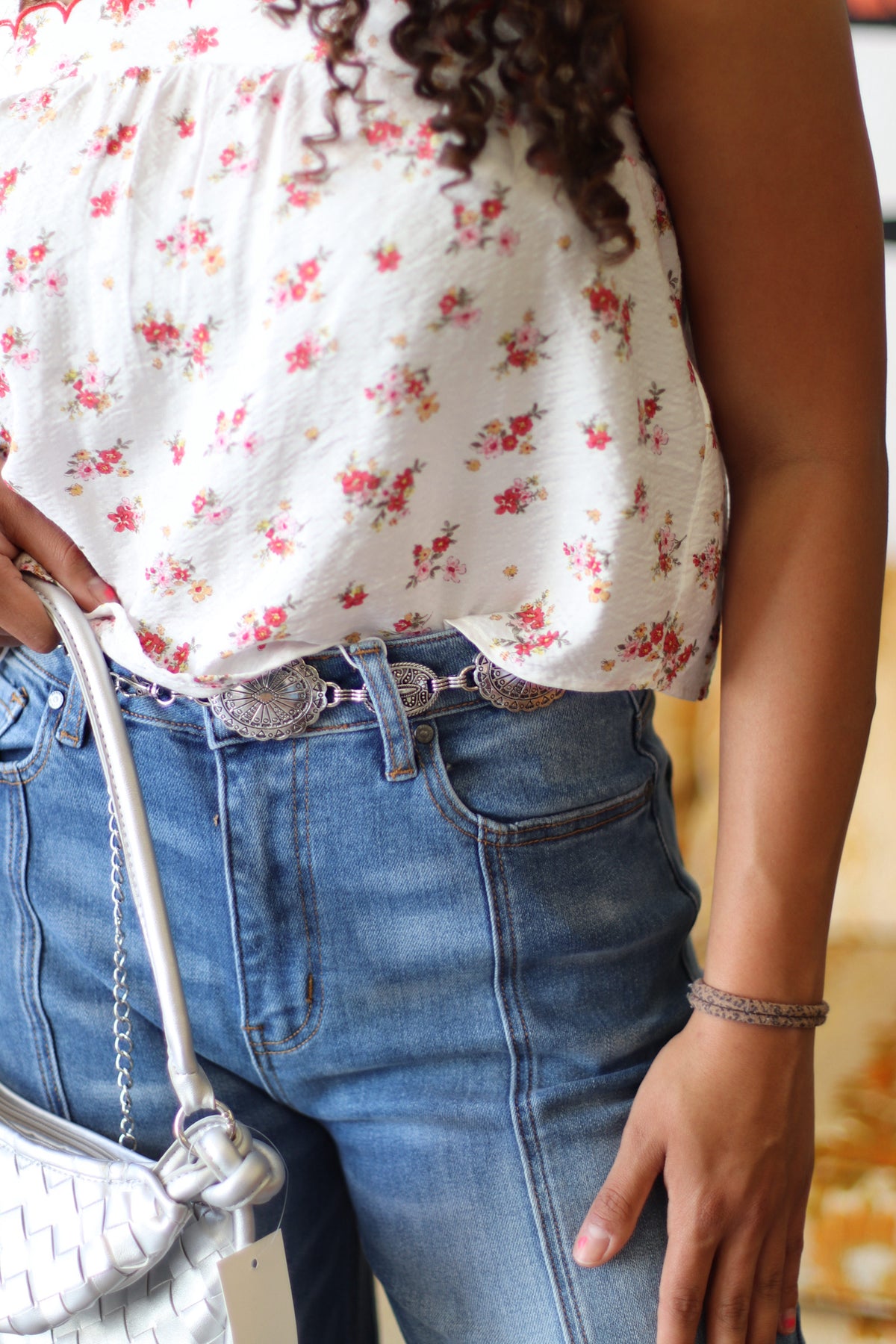 Oval Western Concho Disc Chain Belt