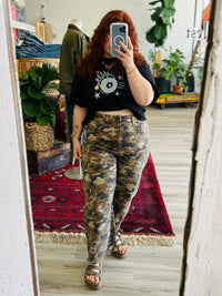 Eliza Camo Barrel Jeans
