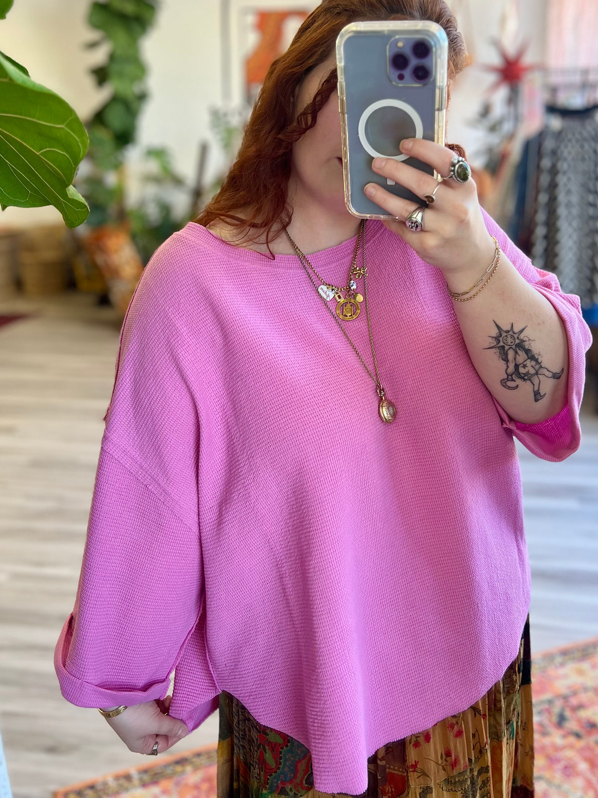 Curve + Holly Scoop Hem Top in Pink