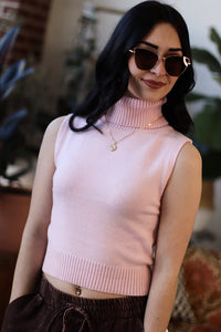 Snow Lodge Sleeveless Turtleneck in Pink