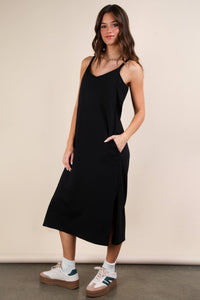 *Sleeveless Midi Dress in Black