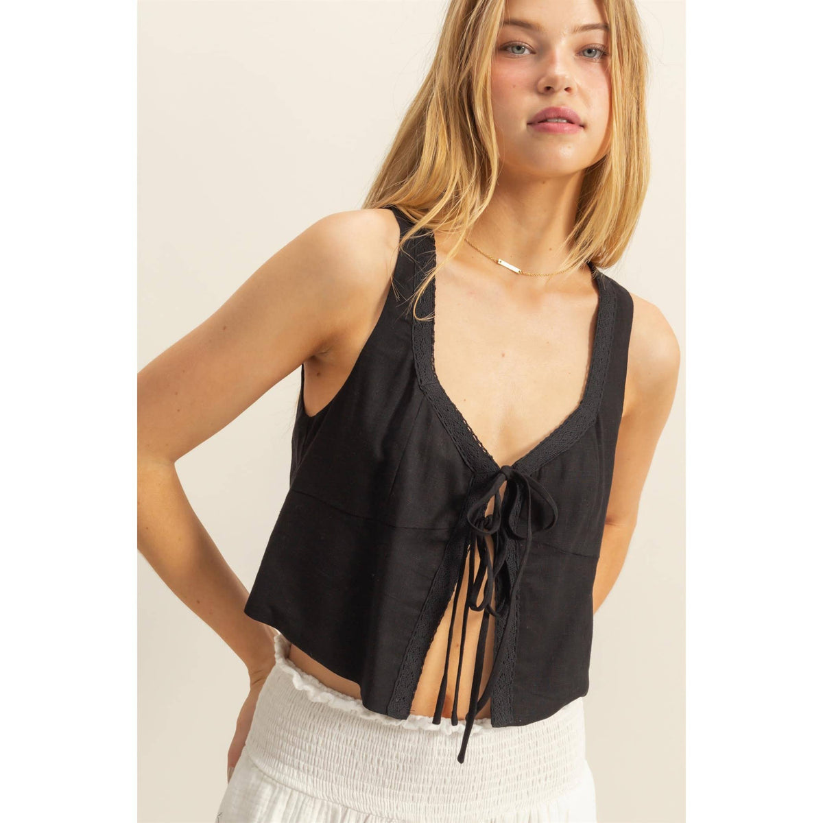 Prairie Goth Cropped Linen Tank Top in Black
